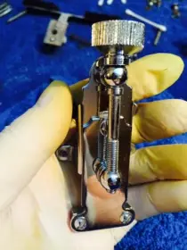 Project: Gretsch Mid 60's Round Badge