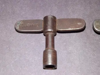 Ludwig drum key experts