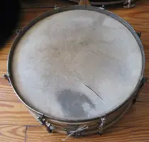 Question about 20's/30's Gretsch &quot;American&quot; 8-lug NOB Snare