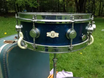 vintage 60's Camco Oaklawn blue sparkle 14&quot; Aristocrat snare drum with accessories