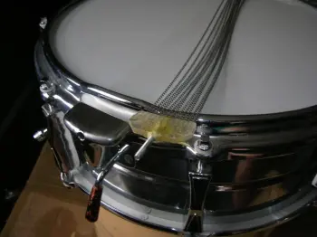 TROWA Snaredrum with Paralellifter
