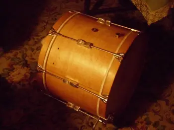 1920-30 12 X 17 Ludwig parade snare parts needed