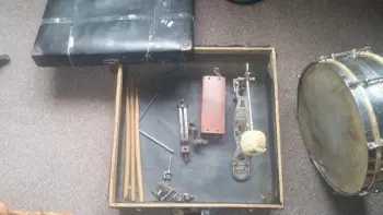 Need info on these old ludwig snares