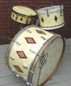 Leedy Full Dress drum set