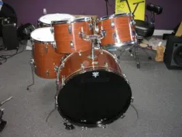 New to vintage drums, just bought a set lots of questions!