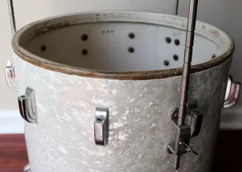 16x16 Leedy or Leedy &amp; Ludwig floor tom