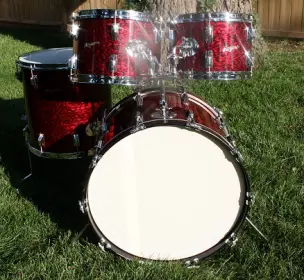Rogers Red Onyx 13&quot; tom and 22&quot; Bass drum