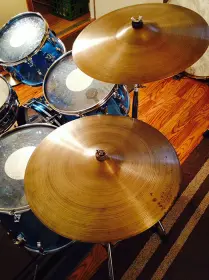 FOR SALE: Late 1970's Ludwig Blue Vistalites Complete Package - Matching serials and