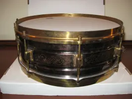 Value of Old Leedy Snare?