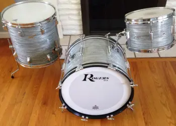 Beautiful Rogers Cleveland Drums Steel Grey Ripple