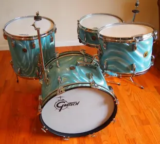 Gretsch 1960s RB bass drum 20&quot;, aqua flame