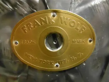 Frank wolf tom