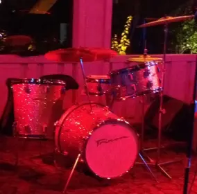 Gonna play my Trixon Speedfire on halloween night!