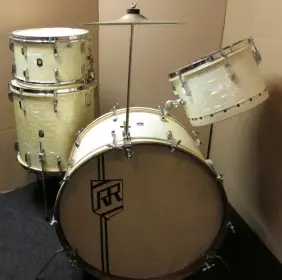 1946-48 Leedy Drum Set