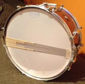 FOR SALE: Vintage 1960s Slingerland Radio King Student Model 7x14 Snare