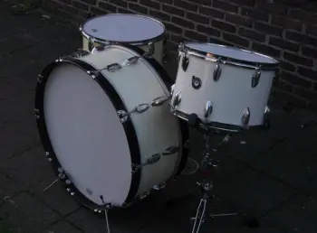 advice on heads for Beverly 26x12 bass drum