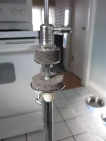 Modern and Vintage hihat stands   Axis, Slingerland