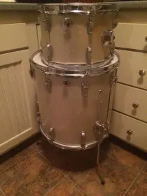 vintage Ludwig 70's silver sparkle 13&quot; / 16&quot; toms, priced for quick sale!