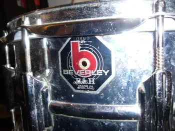 Help identifying a snare drum please?
