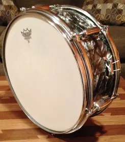FOR SALE: Vintage 1960s Slingerland Deluxe Student Model Snare in BDP