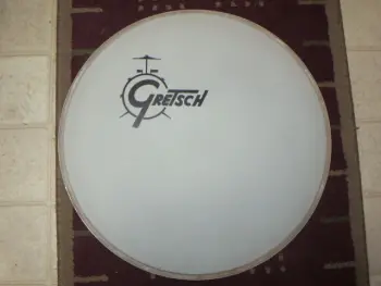 Great shape 20&quot; RD era Gretsch BD head..factory!