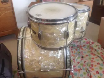 Late 50's early 60's Pearl drums
