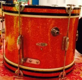 Dixie orange sparkle score! 18 inch bass drum !