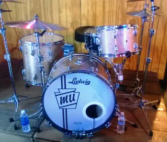 Show off your gigging kits