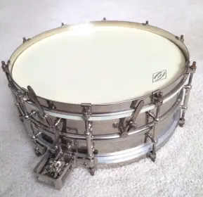 1929 Ludwig Super Sensitive
