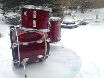 vintage Rogers Holiday kit 12/16/20 in red onyx finish -beautiful!