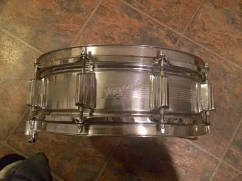 RARE vintage early 60's Rogers COB 7 Line Dnyasonic snare drum