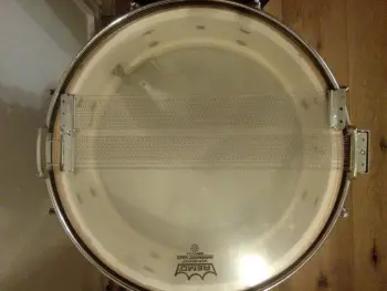 Snare wires for WLF 'Super Classic' strainer.