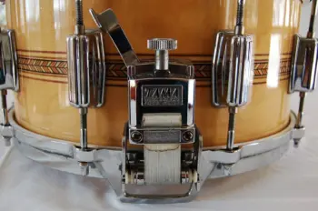 Tama snare strainer with rollers?