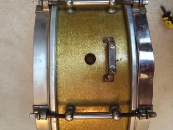 Drum ID help: Leedy or ??
