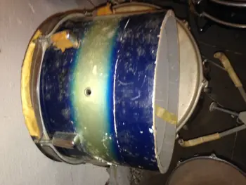 Rogers Luxor Drum Set.