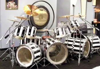 Alex Van Halen Tribute kit - 11 pieces -1981/82