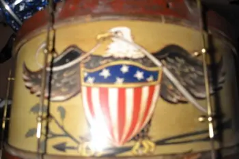 Can anyone identify this drum?