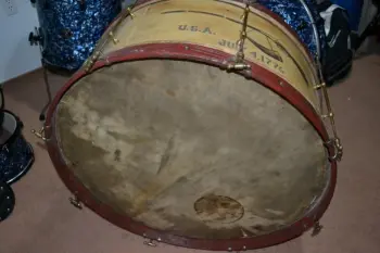 Can anyone identify this drum?