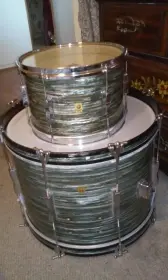 Ludwig Blue Oyster Pearl Club Date Drums