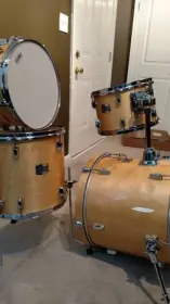 Yamaha Stage Custom Bop/Jazz Kit-12/14/18 with matching 14&quot; Snare