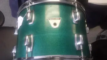 Looking for info and thoughts on drums I am looking at buying. 1970 ludwig vintagekit