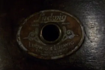 Finish on 1920's Ludwig &amp; Ludwig Drums