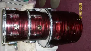 Carlton drum kit