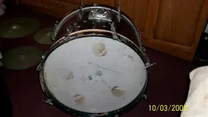 Carlton drum kit