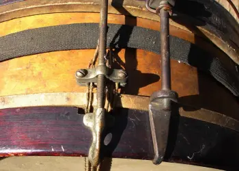 Vintage Drum I.D.