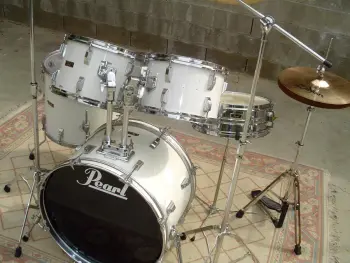 Pearl Tom