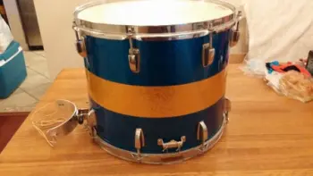 Selling 1963 Ludwig Parade Snare