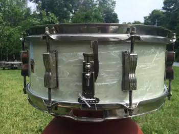 Vintage early 60's Ludwig Pre-Serial Jazz Festival Snare Drum in beautiful WMP