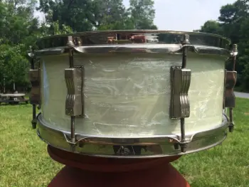 Vintage early 60's Ludwig Pre-Serial Jazz Festival Snare Drum in beautiful WMP