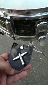 floor tom mounted cymbal arm ?